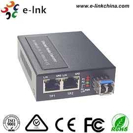 1 SFP Interface Fiber Ethernet Media Converter با منبع تغذیه داخلی ساخته شده است